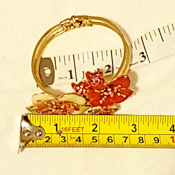 Floral enamel & crystal bracelet, pink & cream - Picture 5 of 9